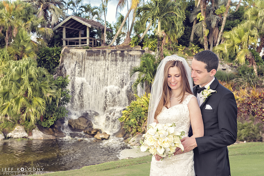 You are currently viewing (Photo & Video) from “The Falls Club”  A beautiful Lake Worth wedding venue.