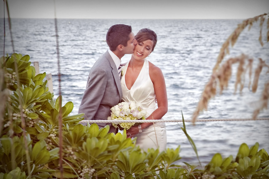 You are currently viewing CHRIS AND CARLOTTA’S DESTINATION WEDDING AT THE RITZ-CARLTON KEY BISCAYNE